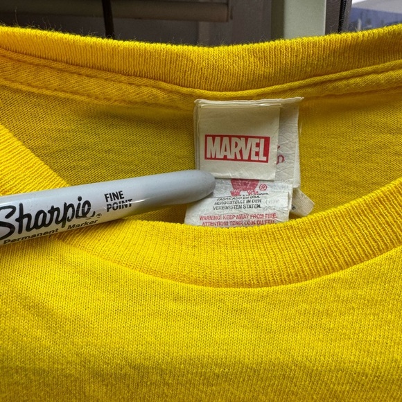 Marvel Shirt Mens Large Yellow Wolverine Chest Super Hero XMen Vintage Rubies - Picture 2 of 6